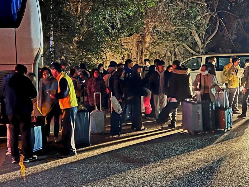 “미사일 천둥소리” 속에… 이란-이스라엘 교민-관광객 140명 탈출