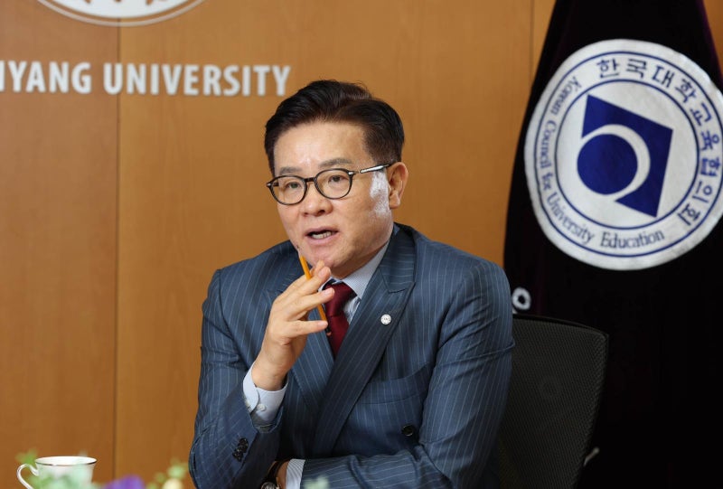 [단독]“국립대만 키워선 ‘서울대 10개’ 안돼”