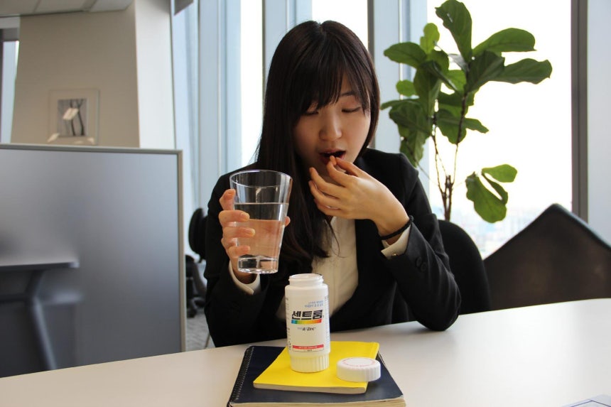 비타민 및 미네랄 보충제를 매일 복용하면 ‘후성유전학적 노화’(환경이나 심리적 요인에 의해 유전자 기능이 변하는 현상)가 느려지는 경향이 나타났다는 연구 결과가 제시됐다. 미국 하