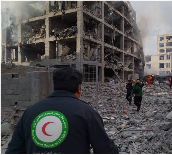 美 ‘가장 격렬한 공습’ 경고 직후 테헤란 폭격… 주민들 “지옥으로 가기 직전 정거장 같았다”