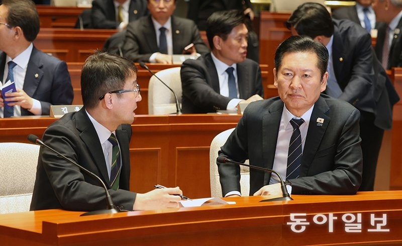 친명, 김어준과 선긋기… 유튜브 출연 취소하고 “법적조치” 성토