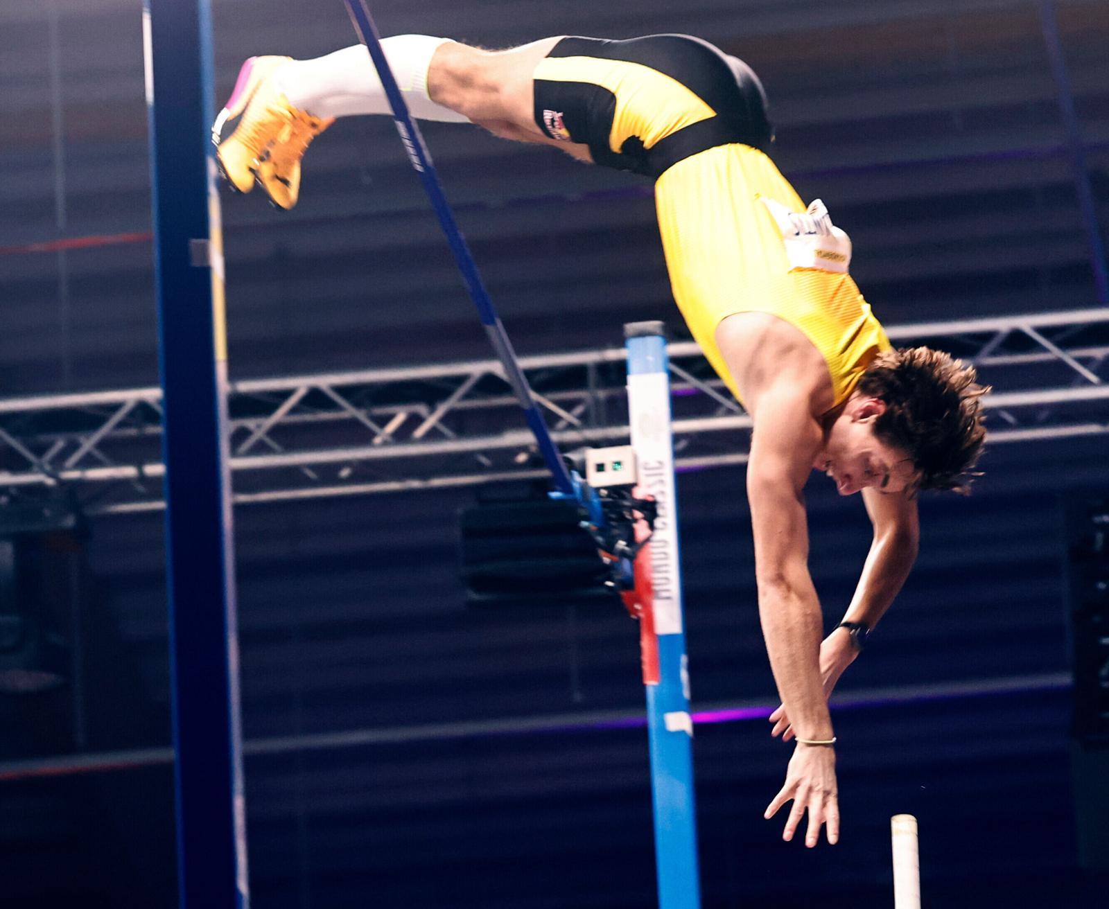 듀플랜티스는 듀플랜티스를 넘는다… 15번째 세계新