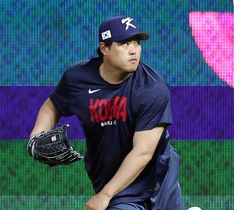 도미니카共 가장 잘 아는 류현진, 선발로 불타선 잠재운다