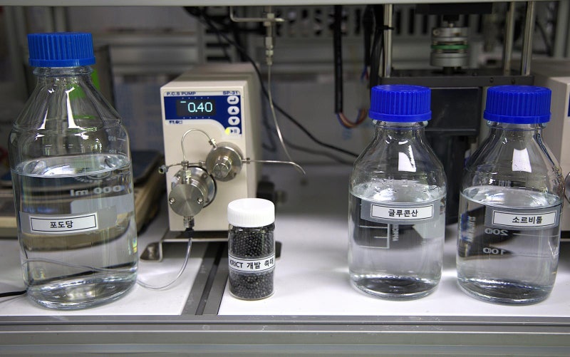 세제-의약품 만드는 글루콘산, 감미료-화장품 원료 소르비톨… 포도당 하나로 만든다