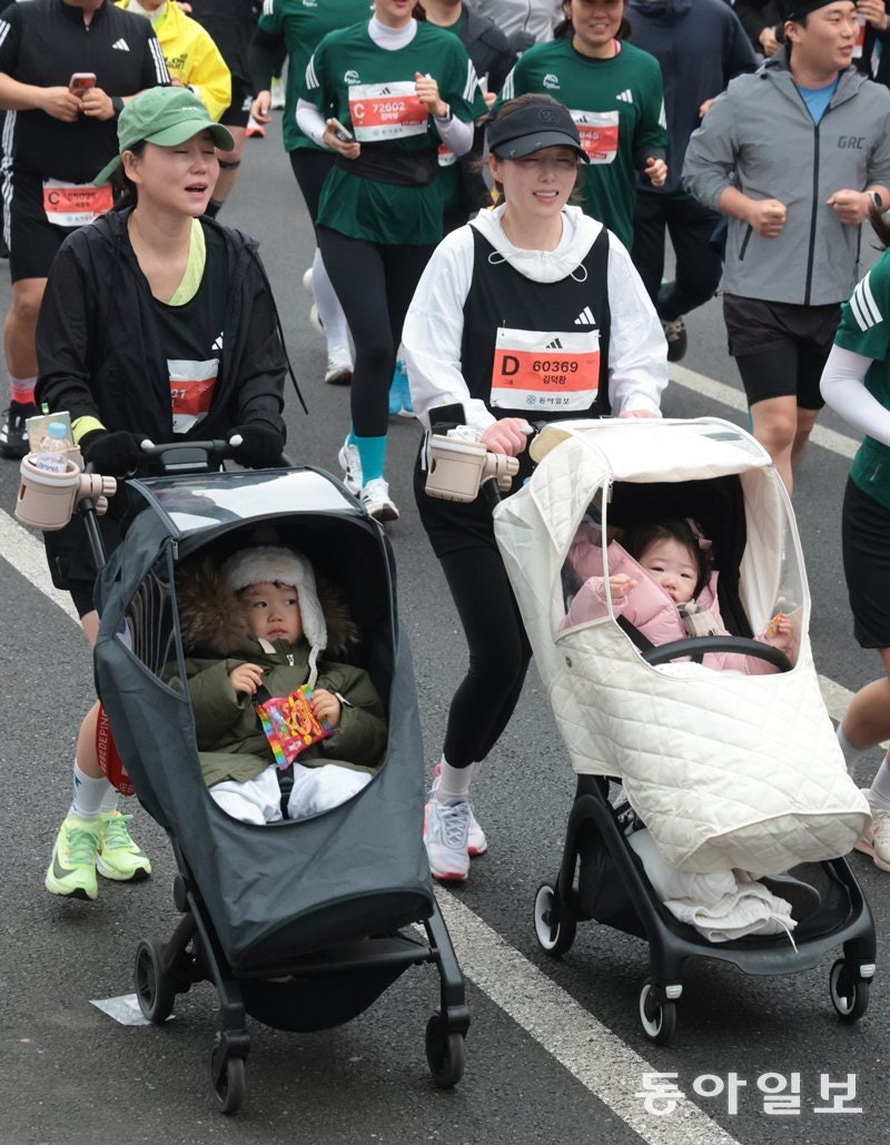 웨딩런, 유모차런, 케데헌런… 서울 도심서 ‘특별한 경험’