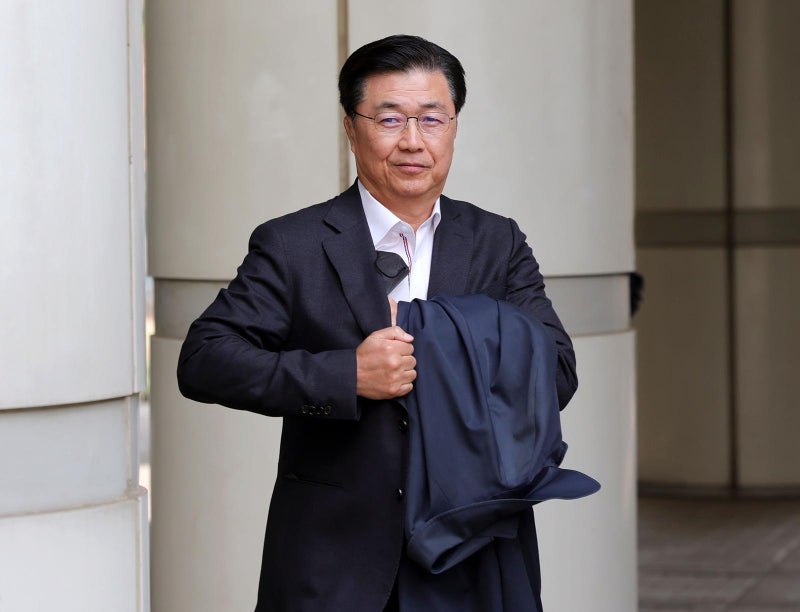 “국정원 관계자가 ‘돈-승진 다 해준다’ 회유”… ‘홍장원 메모’ 적은 국정원 직원, 법정 진술