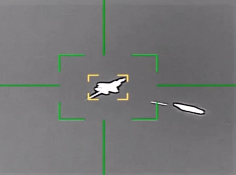 1500억 美 최첨단 스텔스 F-35 첫 피격… 이란 “우리가 격추”