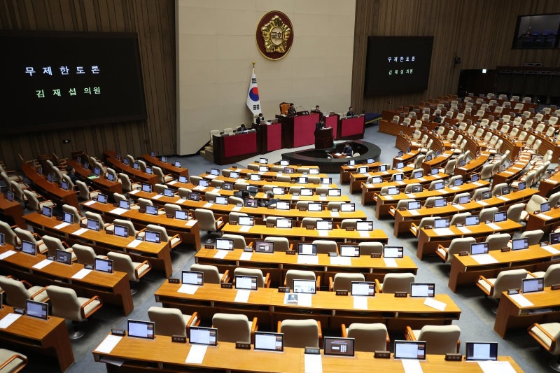 검사, 수사 못하고 기소만 가능… 특사경-영장 지휘도 못해