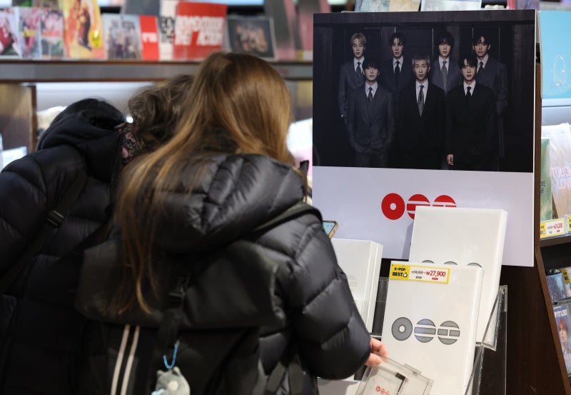 ‘김구 선생님-에밀레종 소리’ 등장… 파격 새앨범