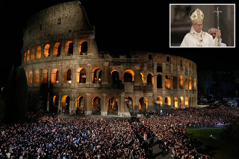 콜로세움서 ‘십자가의 길’ 재현하는 교황