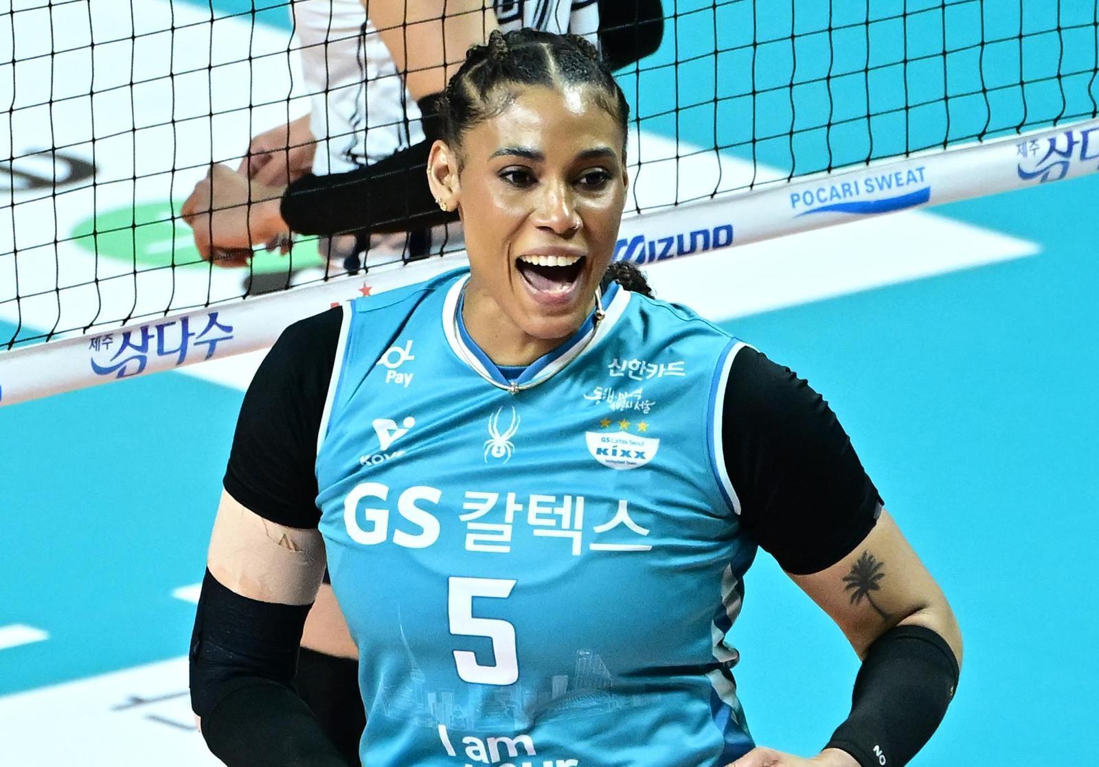 실바-모마 등 외국인 거포 다음 시즌에도 보나