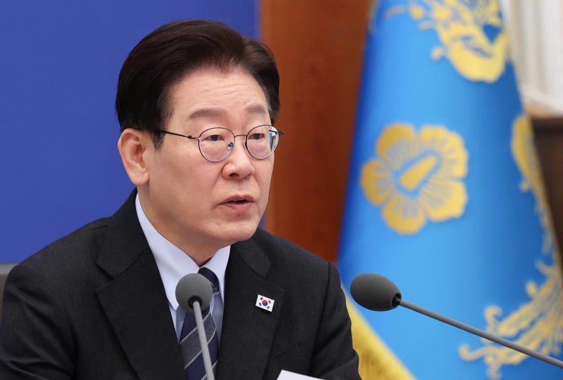 李, ‘靑이 사진활용 자제 요청’ 보도에 감찰 지시