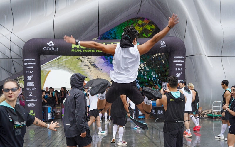 Stay 보다 Play… ‘경험’을 체크인 하라