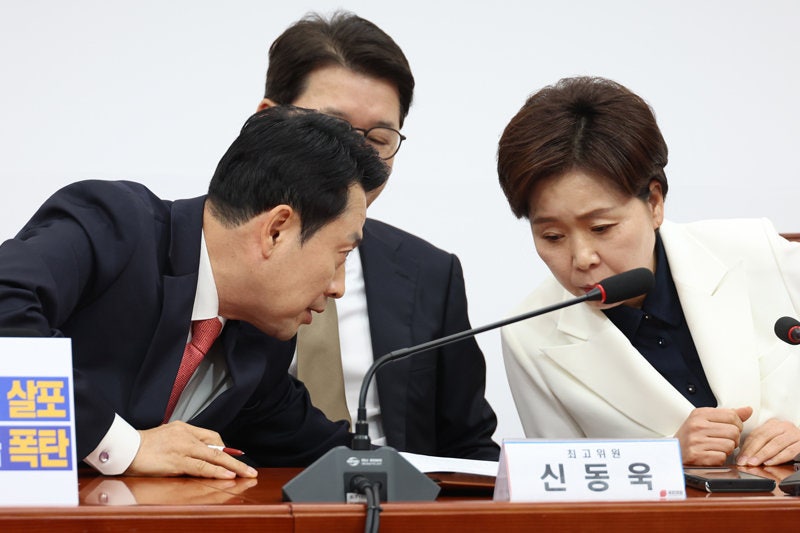 與 ‘추미애 후폭풍’ 서둘러 봉합… 국힘선 ‘경기지사 기권패’ 우려