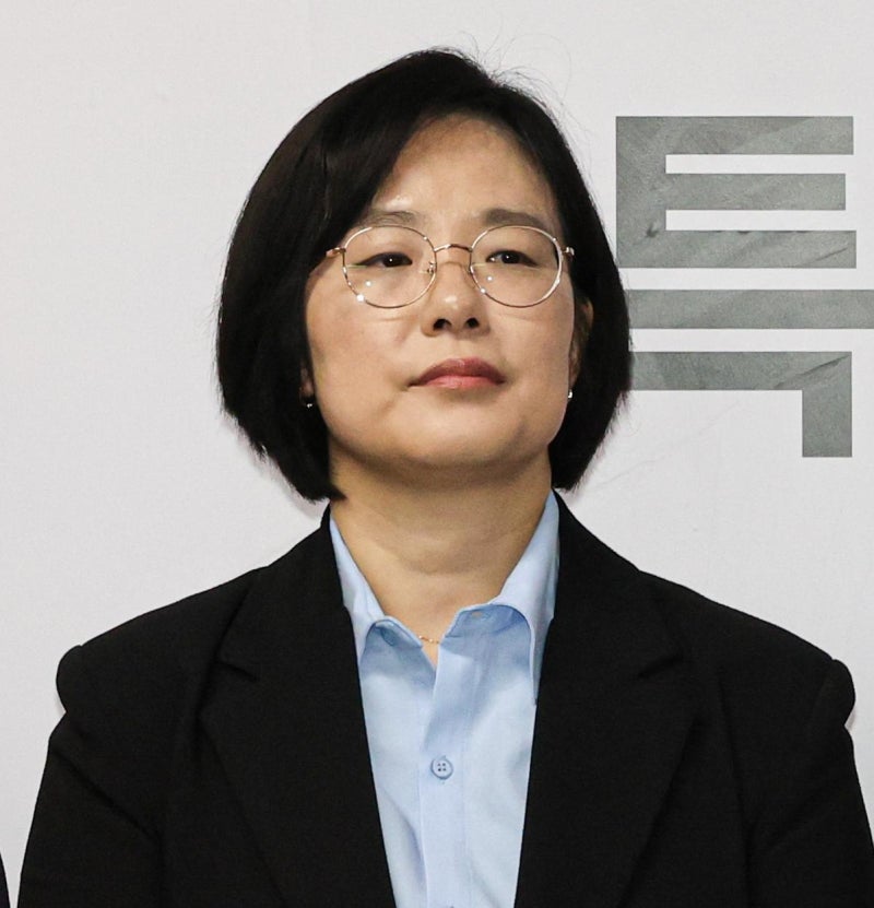 “尹출석 곧 볼 것”… 특검보, 유튜브서 수사 설명 논란