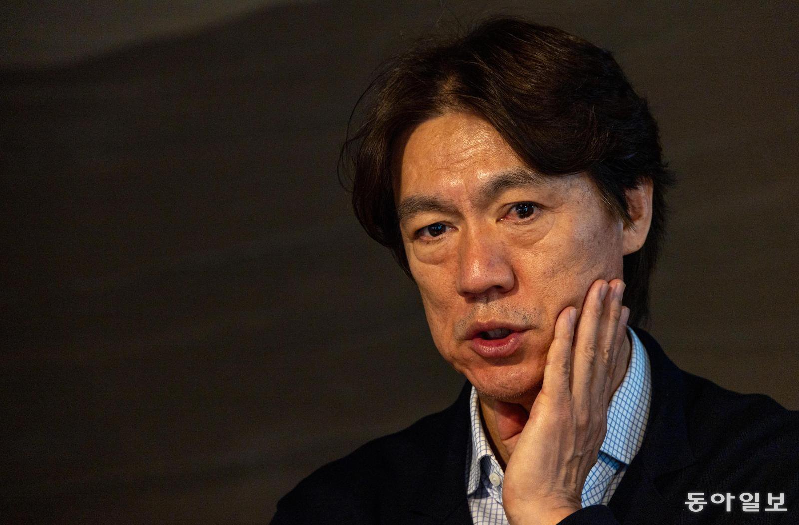 “평가전서 드러난 ‘스리백 불안’ 포백도 활용 전술 유연성 높일것”