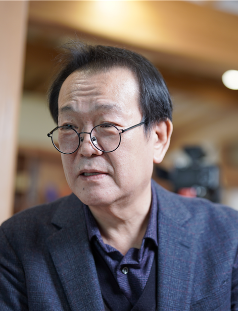 세종학당재단 이사장 전우용씨