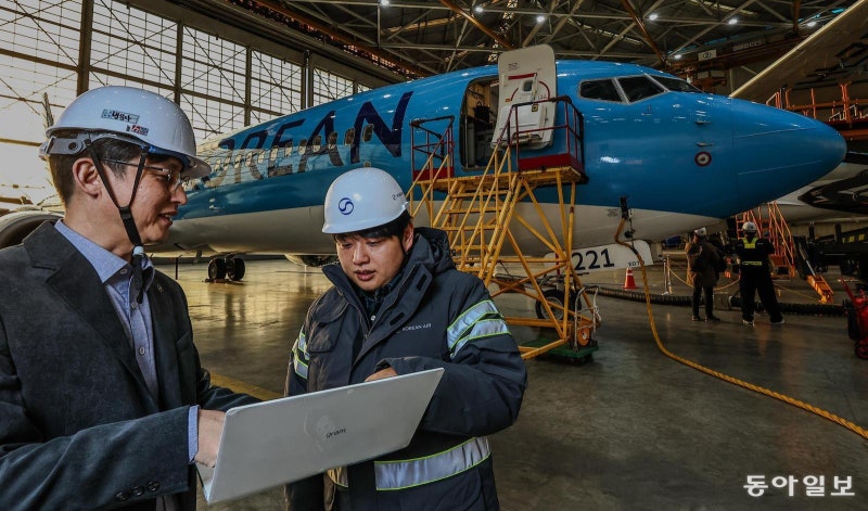 AI로 무장한 대한항공 격납고, 비행기 고장을 ‘예언’한다
