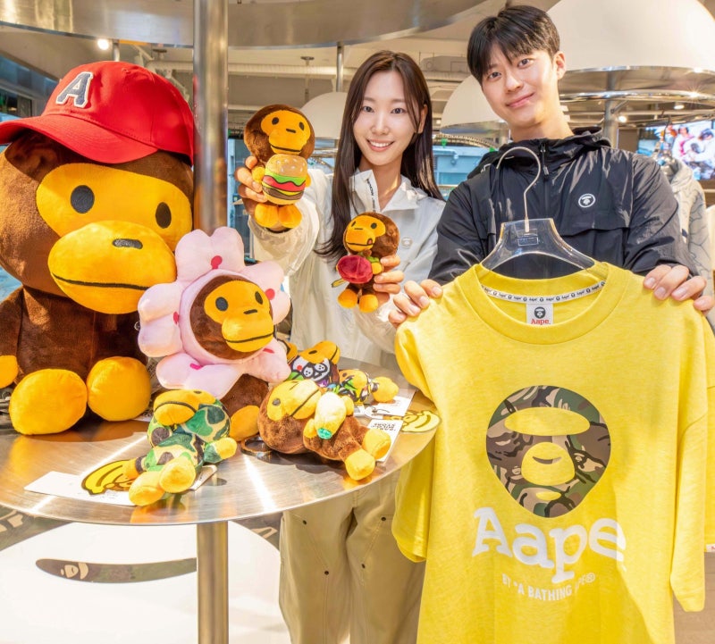 글로벌 패션 브랜드 ‘에이프’ 팝업 행사