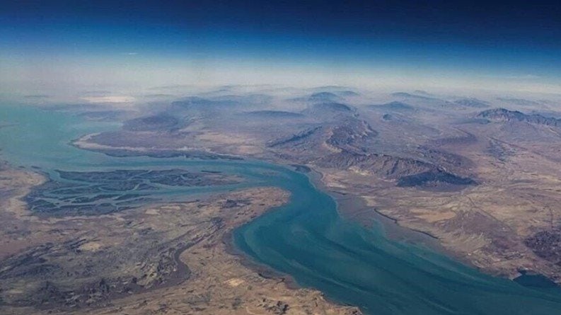 美, 러 원유판매 한달 더 허용… 이란은 제재 완화 대상서 빠져