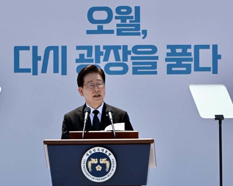 광주 찾은 李 “5·18정신 헌법 전문에 수록 최선”
