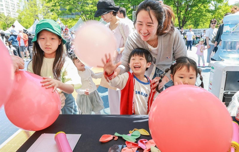 “육아 편해” 젊은 부모, 과천으로 몰린다