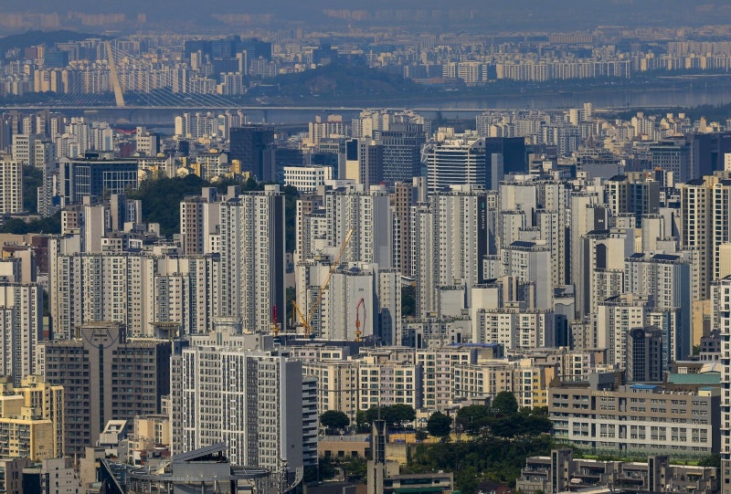 ‘아빠 찬스’ 30억 아파트 현금 매입… 탈세 혐의 127명 세무조사