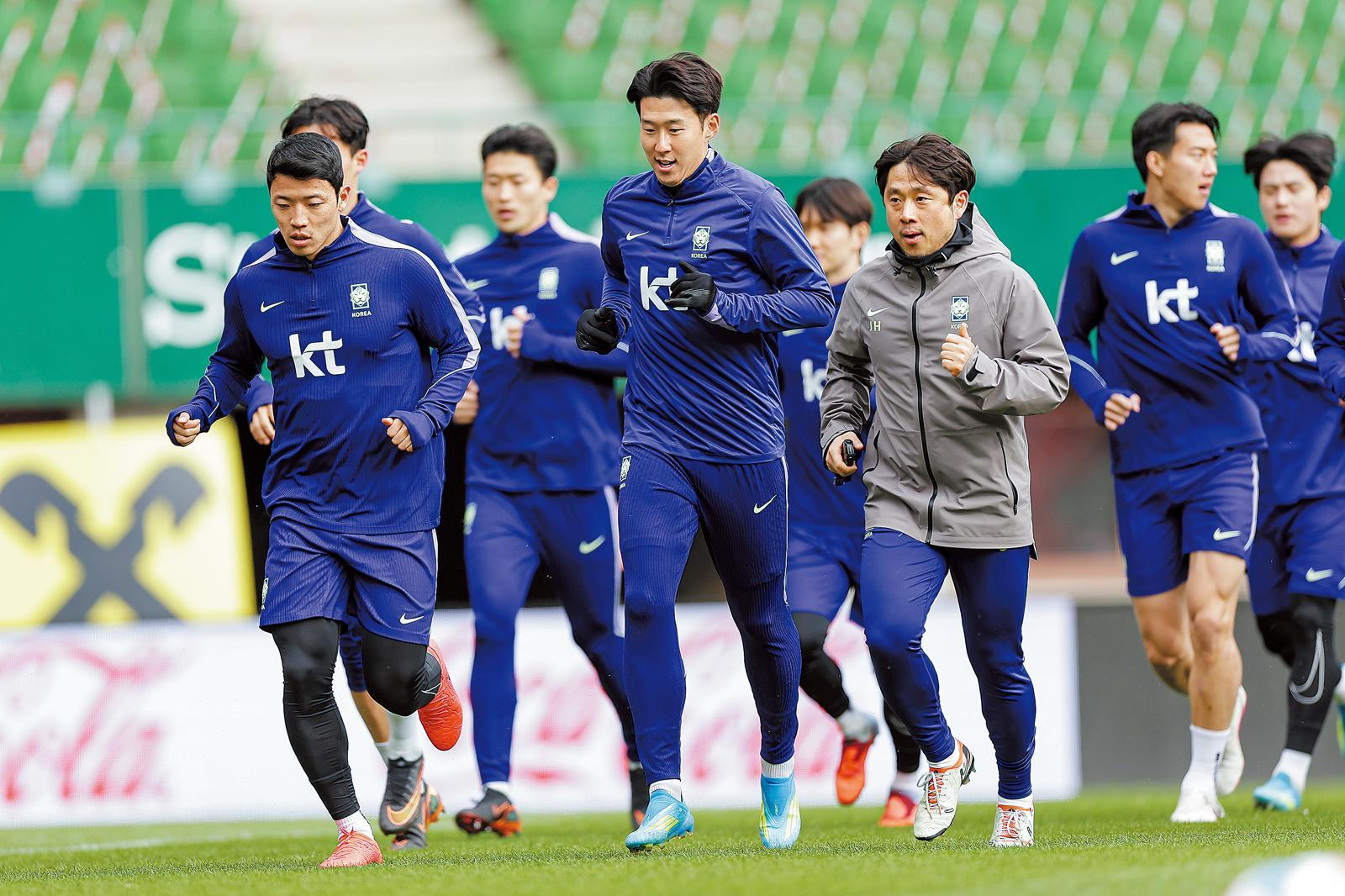 1600m 고지전… ‘축구의 신’도 두 손 두 발 든다