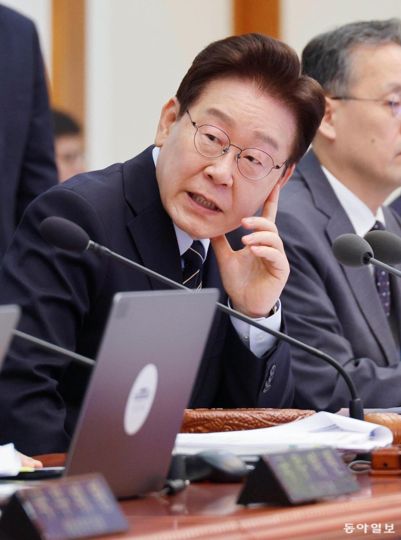 李 “세금도 떼기 전 영업이익 나눠 갖는 건 투자자도 못 할 일”