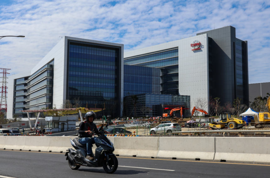 대만 신주의 TSMC 2나노미터 반도체 제조 공장 건설 현장의 모습. AP 뉴시스