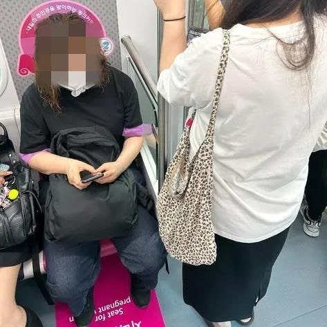 “임산부석 앉은 중년 여성, 자기도 임신했다며 양보 거부”