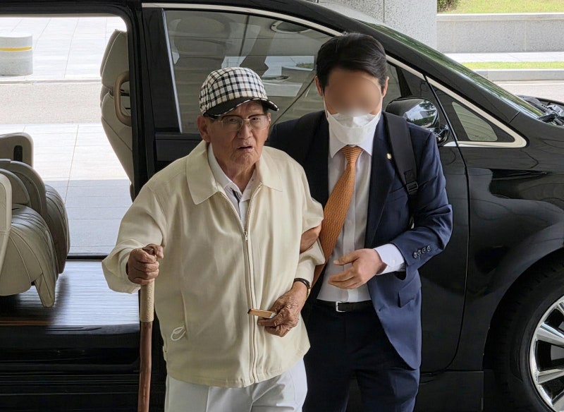 ‘국힘 집단입당 지시’ 이만희 신천지 총회장 구속