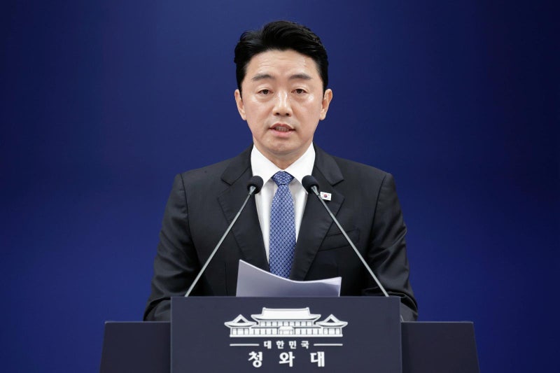 강훈식 “반도체 추가 세수로 <b>미래대응기금 신설</b>”