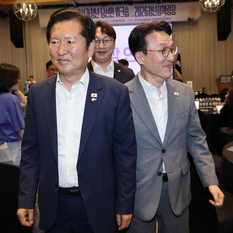 친청·친명 <b>충돌</b>…“<b>김민석</b>, 계엄 해제 불참” vs “한동훈식 꼬투리 잡...