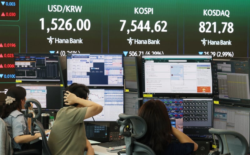 삼전 역대급 실적에도 9% 급락…코스피는 서킷브레이커