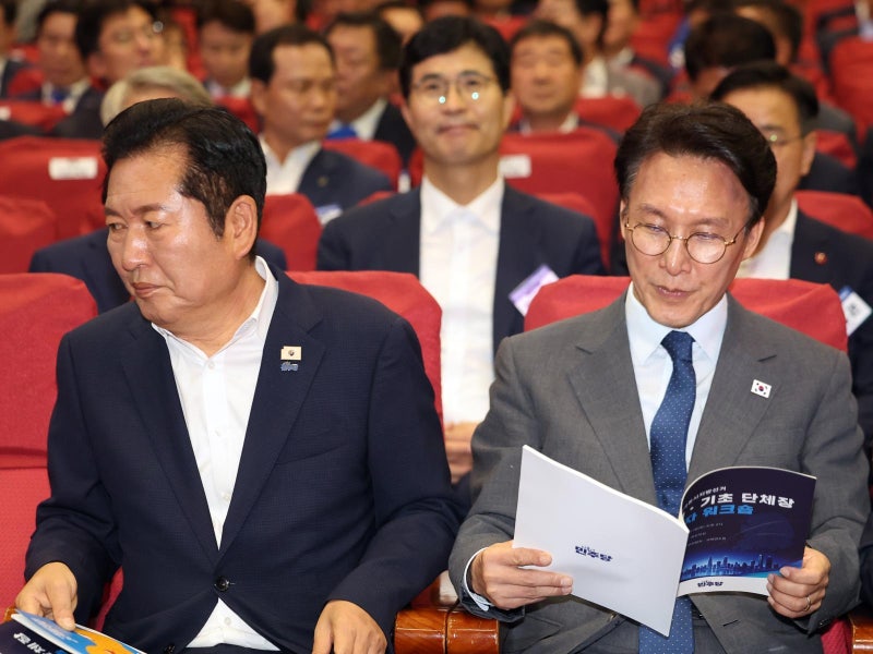 김민석 “선호투표 시비, 집단적 자기정치”… 정청래 “맞더라도 정당방위는 할것”