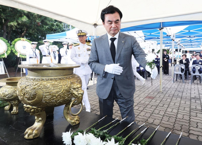 ‘안규백 탈영 의혹’ 재점화… 野 “병적 기록 공개하라”