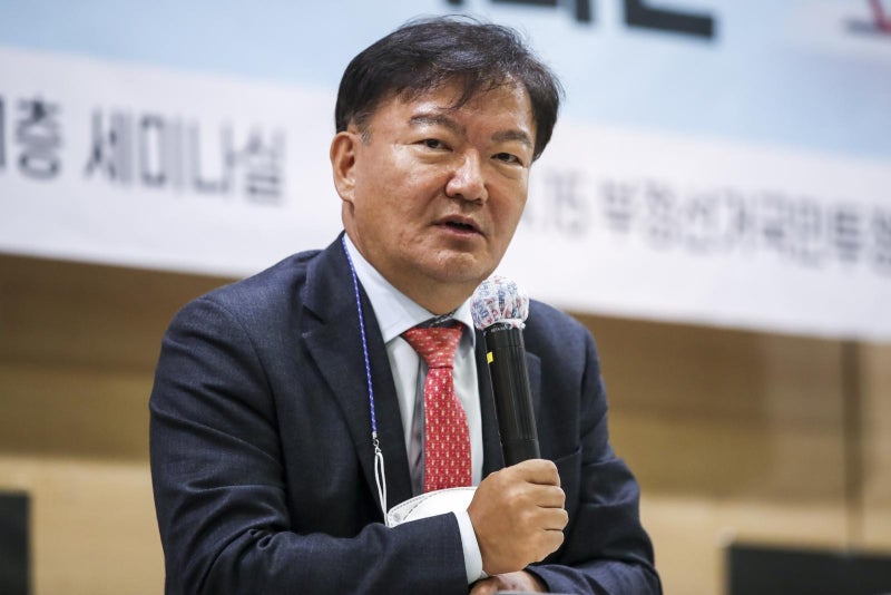 <b>민경욱</b> 前의원, 부정선거 강연중 쓰러져 <b>의식불명</b>