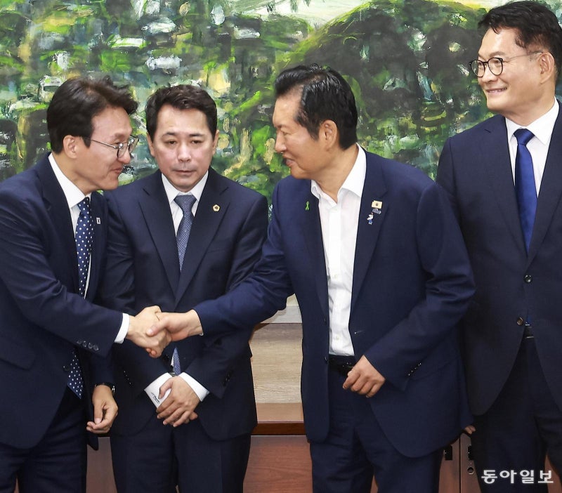김민석, ‘신  천지 전대 개입설’ 제기… 정청래 “황당한 네거티브”