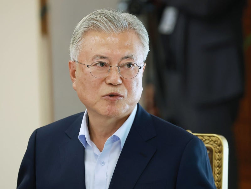 ‘<b>서해</b> 공무원 <b>피격</b>’ 文 전 대통령 <b>불기소</b>…3년 7개월만