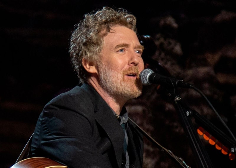 'Falling Slowly' 부른 영화 원스 주인공 글렌 한사드, 오토바이 사고로 안타까운 비보