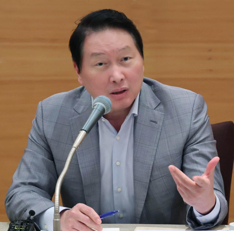[속보]<b>최태원</b>, SK하닉 <b>주식</b> 3620주 첫 장내<b>매수</b>…48억어치