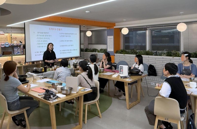 함께 밥상 차리고 공연 보고… 자치구가 고립 청년 잇는다