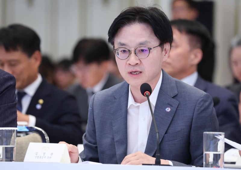 김정관 “가장 큰 경쟁 상대는 中… 첨단 산업 주52시간제 손질해야”