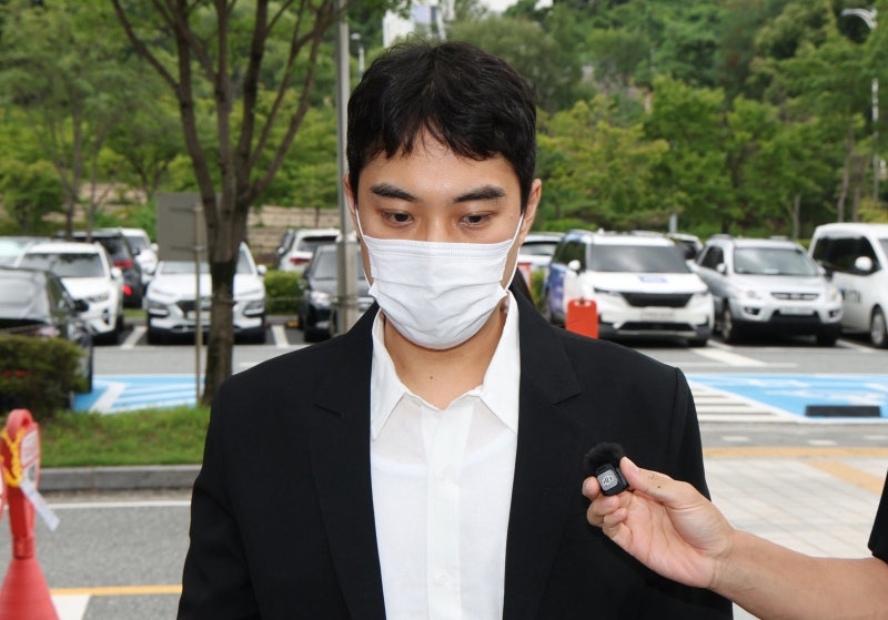 ‘여중생 성매매 혐의’ 최영중, 피해자 더 있었다