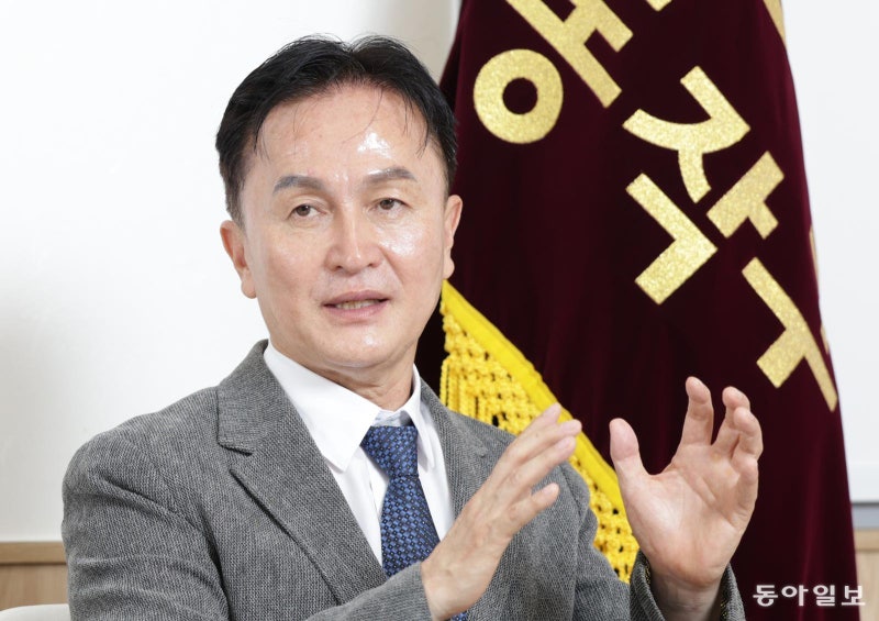 “동작구 한강변에 100m 높이 타워 만들 것”