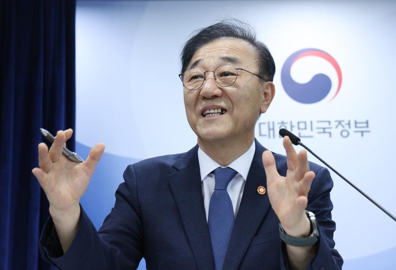 김윤덕 “<b>용산공원</b> 전체 <b>주택공급</b> 검토…7.3만채 <b>공급</b>지 9말10초 발표”