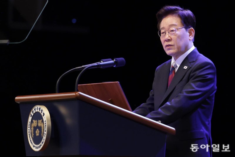 왕이 방한-유엔 총회-中 APEC 계기… 정부, 北과 대화 물꼬 구상