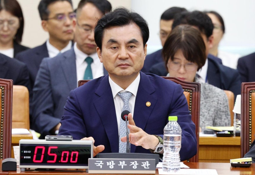 안규백 국방부 장관이 20일 서울 여의도 국회에서 열린 국방위원회 전체회의에 참석해 자리하고 있다. 2026.08.20. [서울=뉴시스]