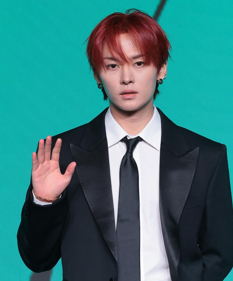 스키즈 리노, 네팔 홍수 구호에 1억